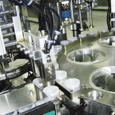 ভালো দাম High Efficiency Euro Cap Assembly Machine with 99% Qualified Rate 95% Operation Rate and Adjustable Speed অনলাইন