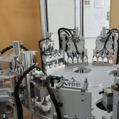 ভালো দাম 220V Voltage Desiccant Cap Assembly Machine with 100% Qualification Check and Vibrating Feeder for Pharmaceutical Use অনলাইন
