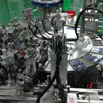 ভালো দাম Fully Automatic Surgical Knife Assembly Machine with Touch Screen HMI and 1500-8500pcs/hr Production Speed অনলাইন