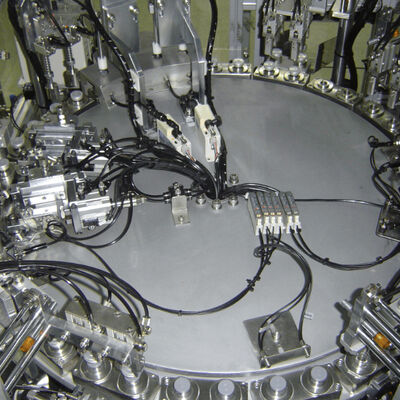 ভালো দাম 99% যোগ্য হার, পিএলসি নিয়ন্ত্রণ, এবং মেডিকেল ডিভাইস লাইন জন্য স্টেইনলেস স্টীল নির্মাণ সঙ্গে স্বয়ংক্রিয় মেডিকেল পণ্য সমাবেশ মেশিন অনলাইন